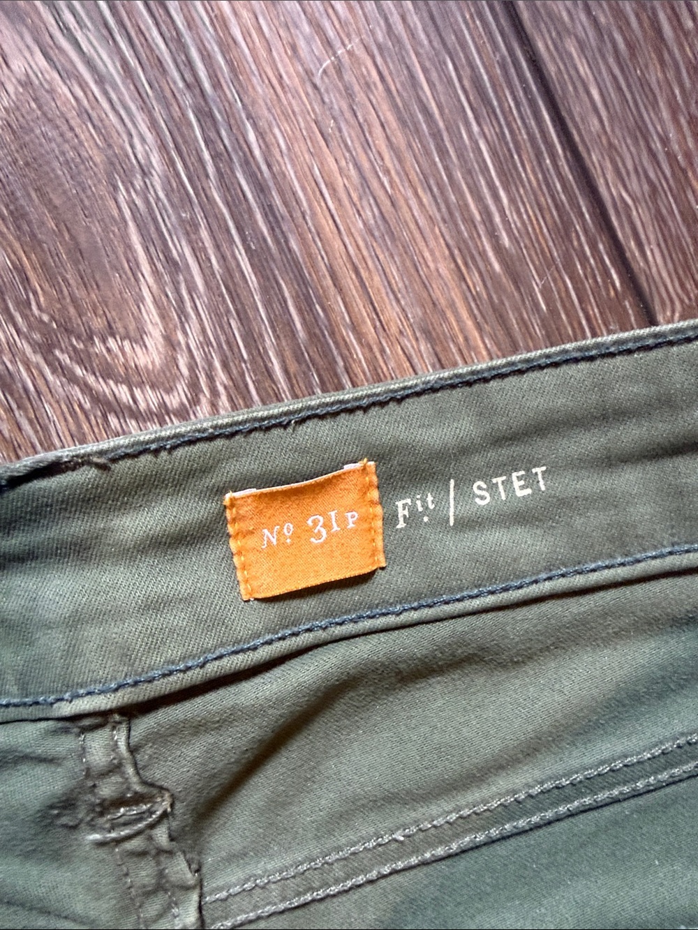 Anthropologie Olive Green Cropped Distressed Jeans - Picture 3 of 6